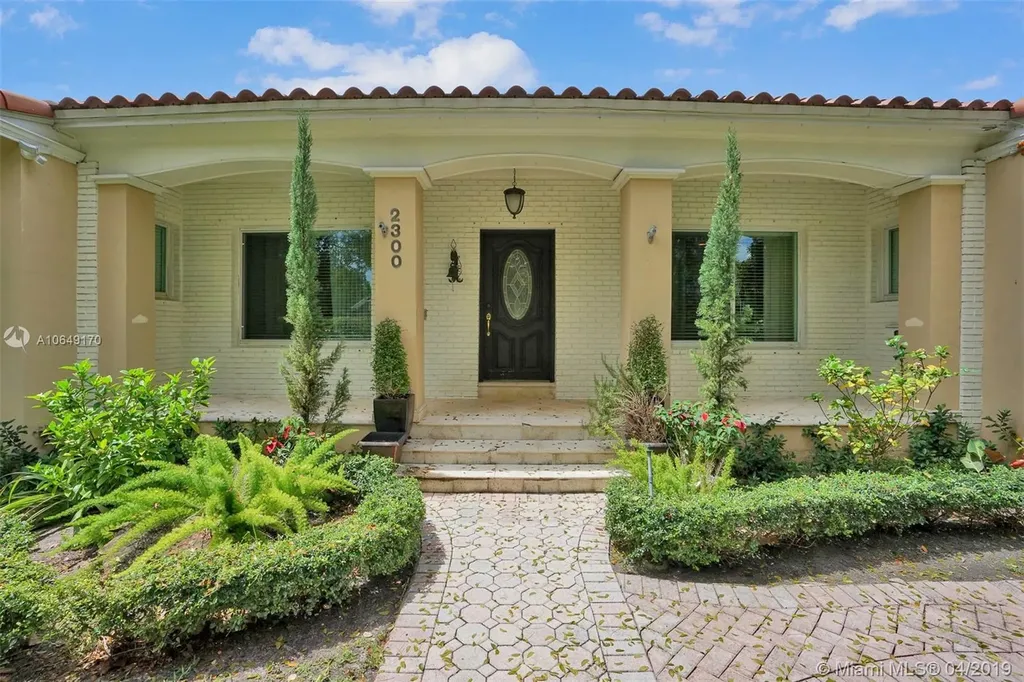 2300 Alhambra Circle Coral Gables FL 33134