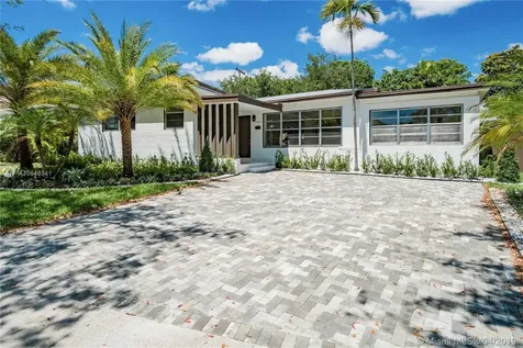 12220 NE Miami Court North Miami FL 33161