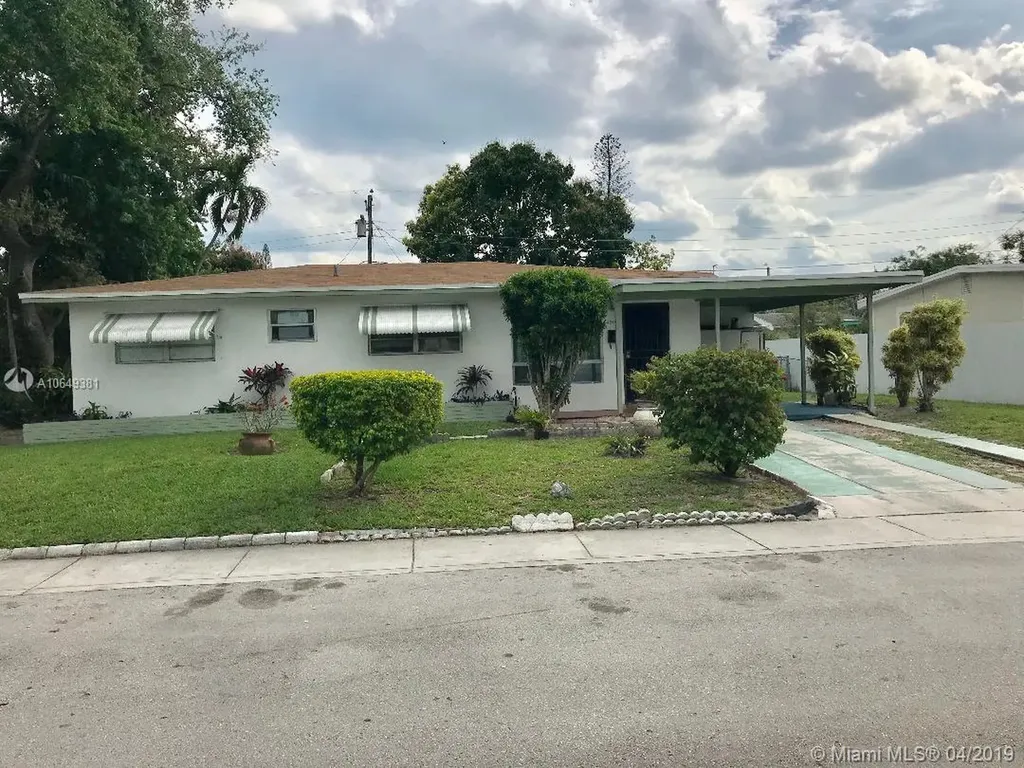 1500 NE 152nd Terrace North Miami Beach FL 33162