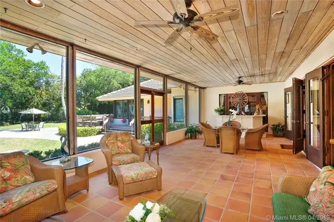 6075 SW 92nd Street Pinecrest FL 33156