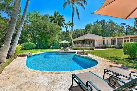 6075 SW 92nd Street Pinecrest FL 33156