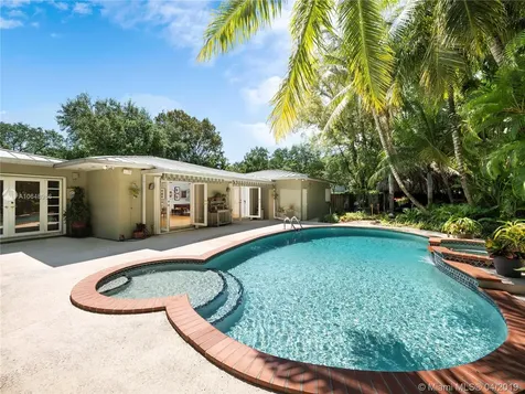 7550 SW 54th Avenue Miami FL 33143