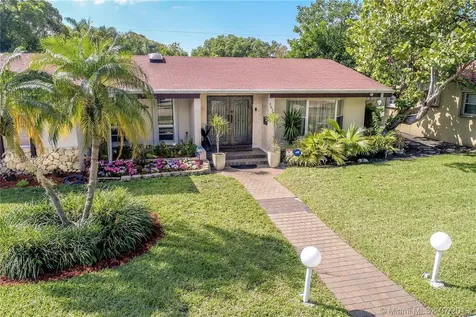 2430 NE 201st Street Miami FL 33180
