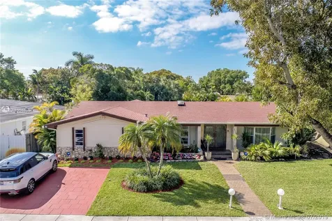 2430 NE 201st Street Miami FL 33180