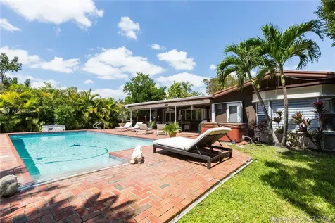2430 NE 201st Street Miami FL 33180