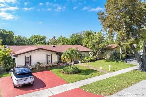 2430 NE 201st Street Miami FL 33180