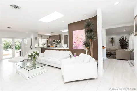 2430 NE 201st Street Miami FL 33180