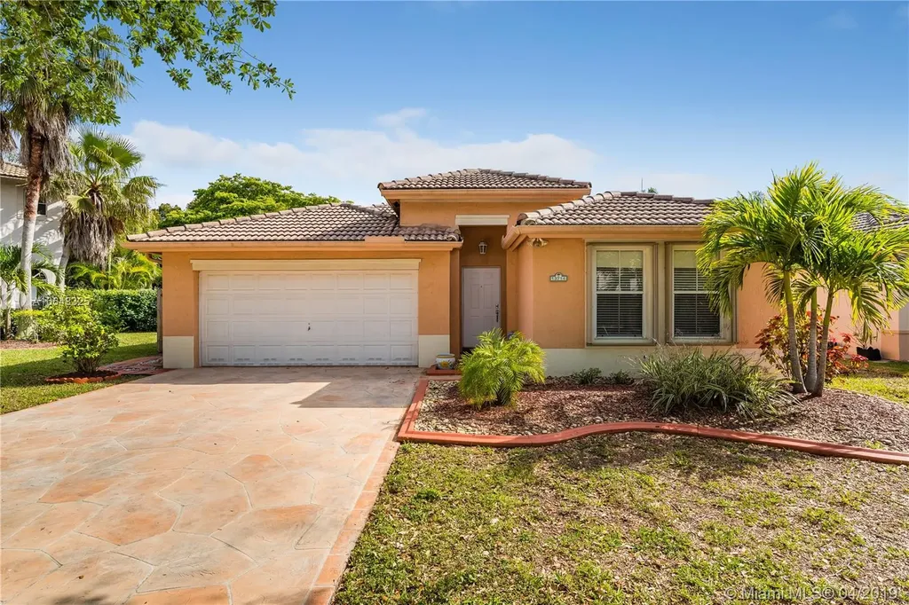 13714 S Garden Cove Circle Davie FL 33325
