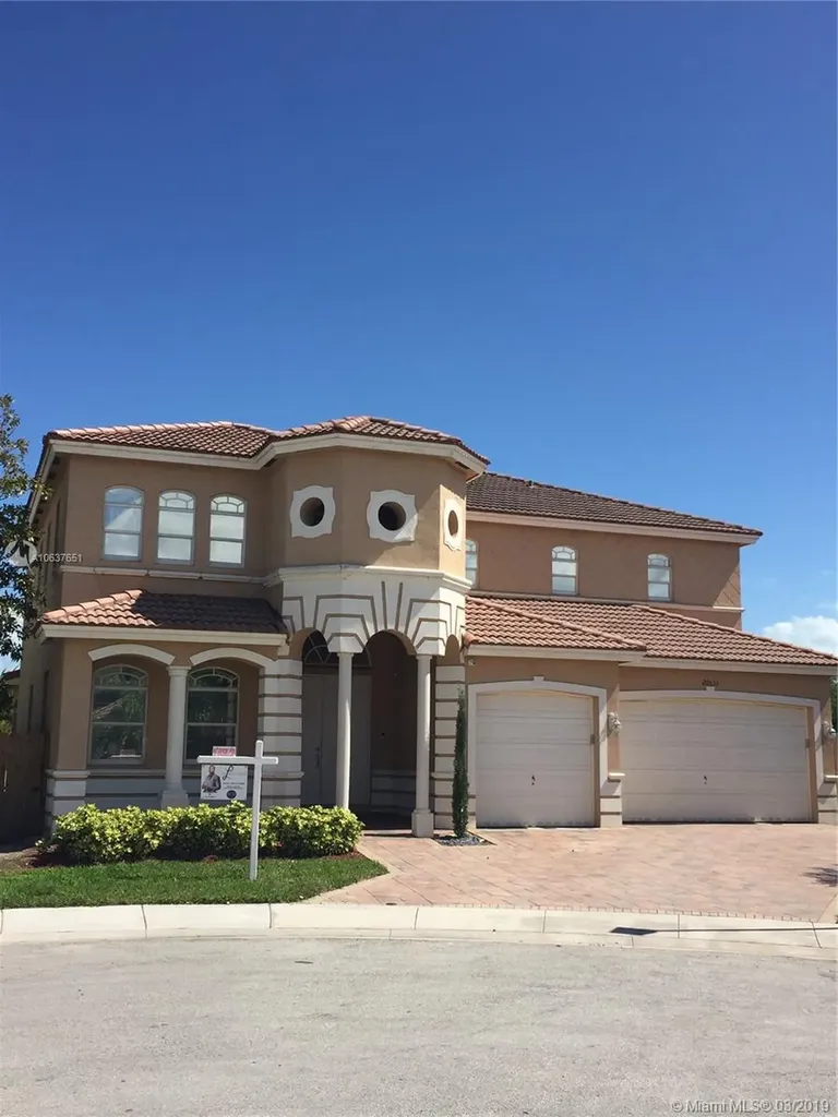 20533 SW 88th Avenue Cutler Bay FL 33189