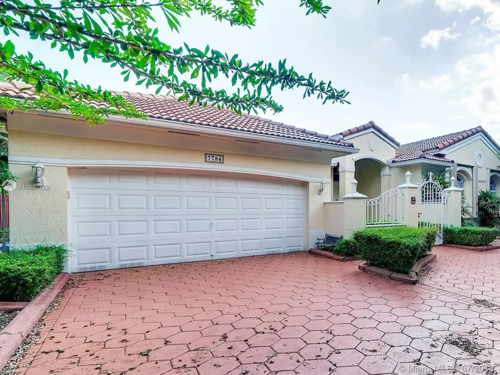 7784 NW 167th Terrace Miami Lakes FL 33016