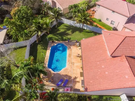 1353 SW 181st Avenue Pembroke Pines FL 33029