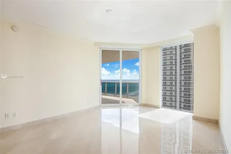 4779 Collins Avenue Miami Beach FL 33140