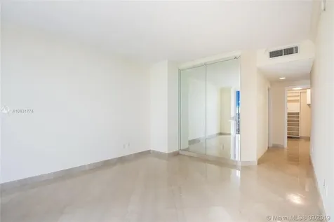 4779 Collins Avenue Miami Beach FL 33140
