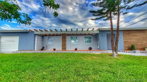 10000 SW 37th Terrace Miami FL 33165