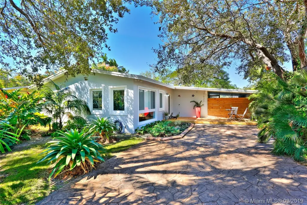 7620 SW 64th Court South Miami FL 33143