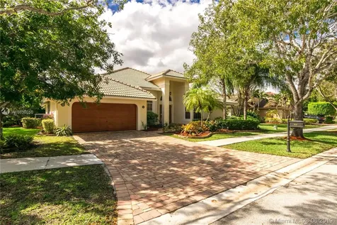 830 Bayside Lane Weston FL 33326