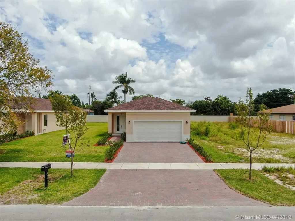 925 NE 3rd Avenue Homestead FL 33030