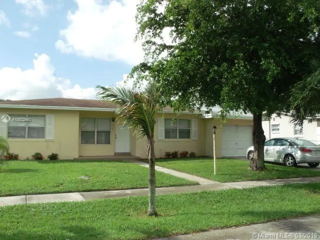 3460 NW 2nd Street Lauderhill FL 33311