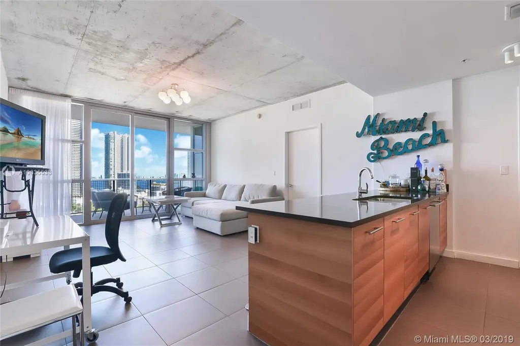 3301 NE 1st Avenue Miami FL 33137