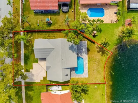 5721 Hawkes Bluff Avenue Davie FL 33331