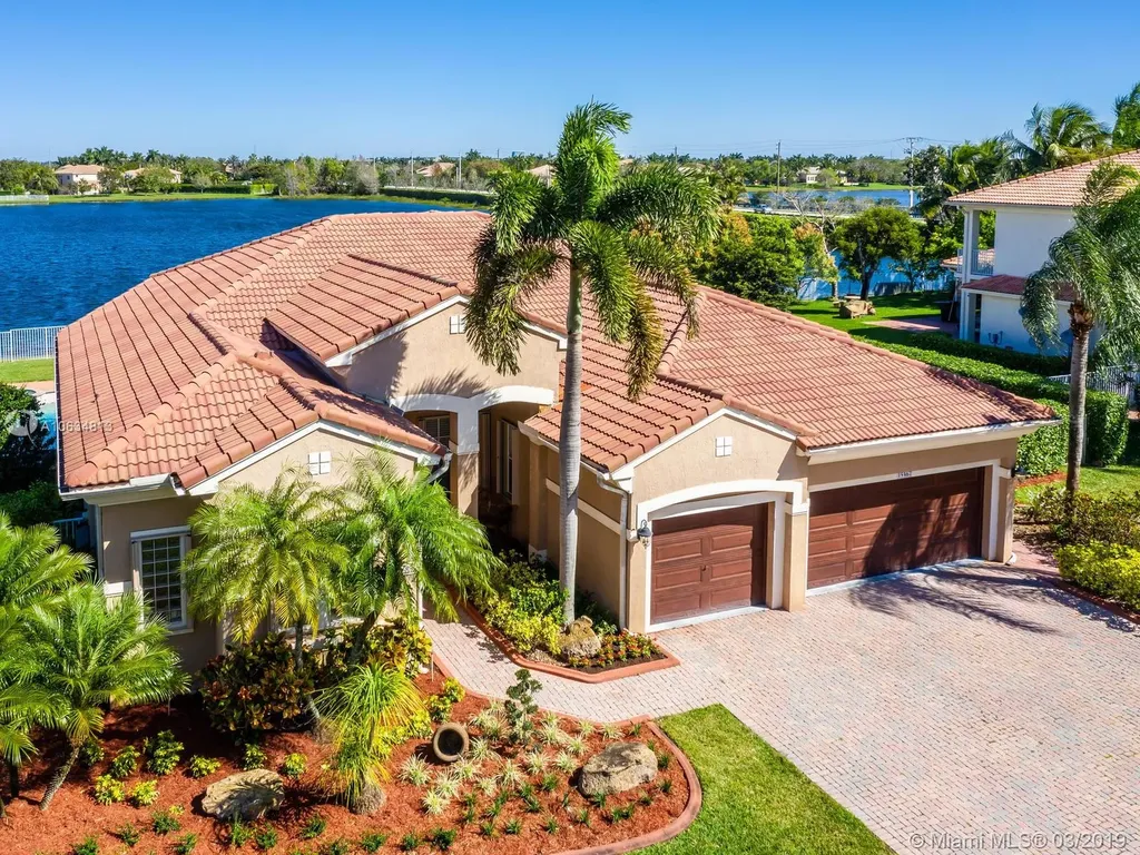 15467 SW 20th Street Davie FL 33326