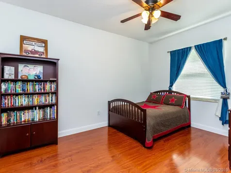 15467 SW 20th Street Davie FL 33326