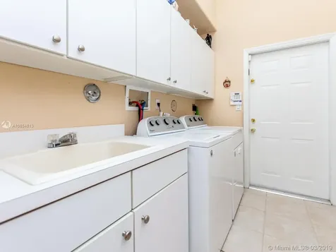 15467 SW 20th Street Davie FL 33326