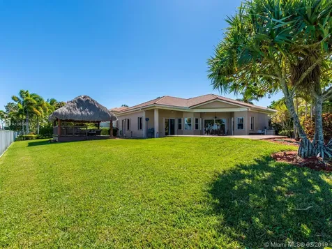 15467 SW 20th Street Davie FL 33326