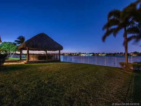 15467 SW 20th Street Davie FL 33326