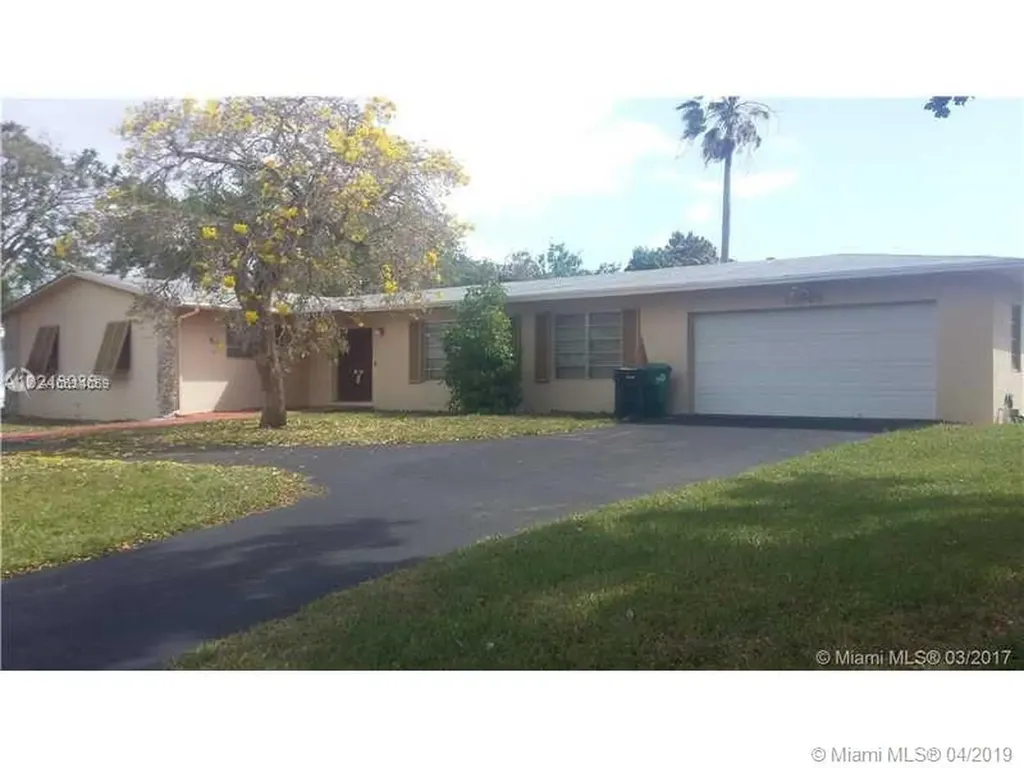 16645 SW 91st Avenue Palmetto Bay FL 33157
