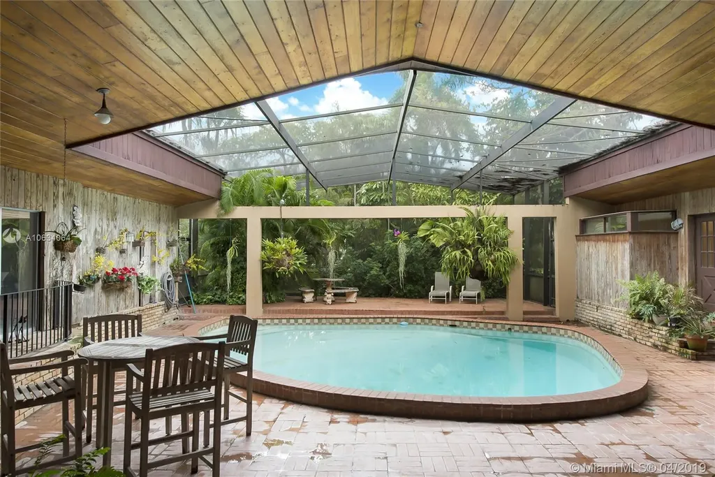 7345 SW 133rd Terrace Pinecrest FL 33156