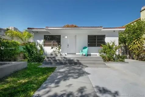 1811 SW 10th Street Miami FL 33135