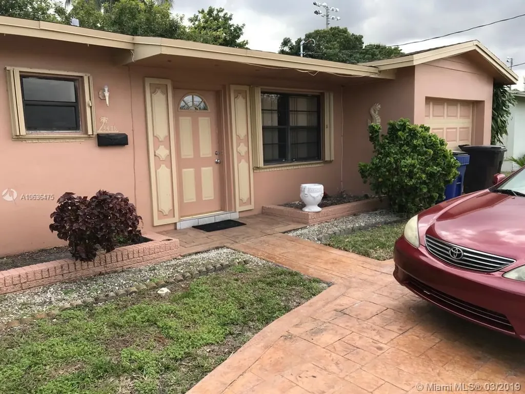 3478 NW 23rd Street Lauderdale Lakes FL 33311