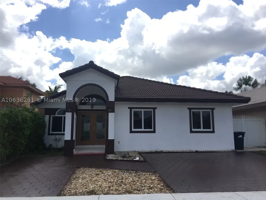 8752 NW 141st Terrace Miami Lakes FL 33018