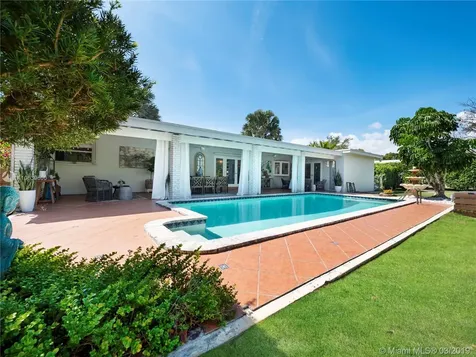 8461 SW 144th Street Palmetto Bay FL 33158