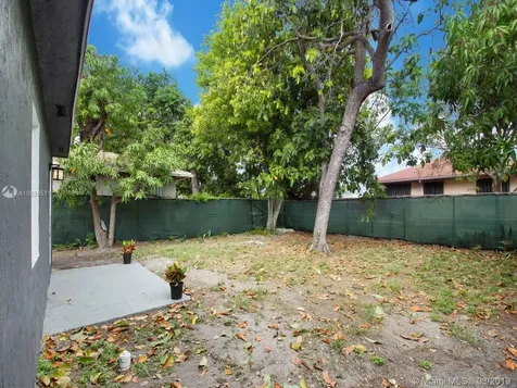 1887 NW 66th Street Miami FL 33147
