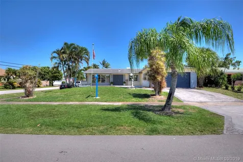 1831 N 50th Avenue Hollywood FL 33021