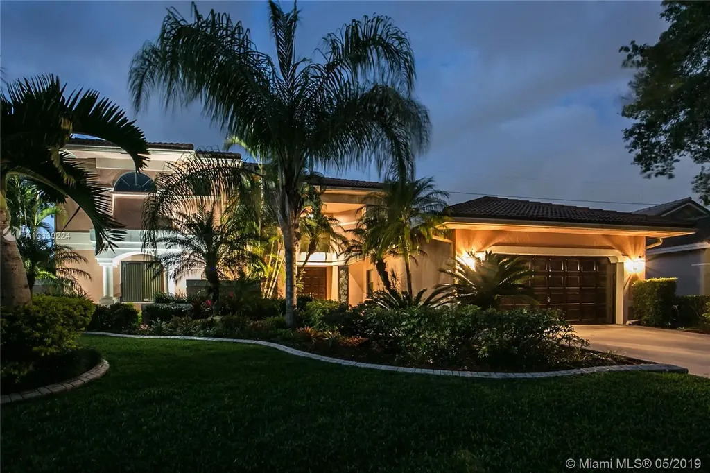 1017 Creekford Drive Weston FL 33326