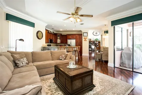 1017 Creekford Drive Weston FL 33326