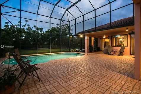1017 Creekford Drive Weston FL 33326