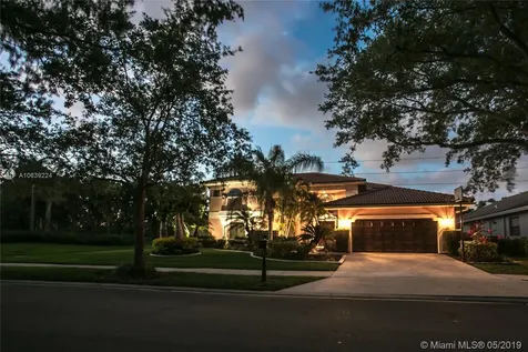 1017 Creekford Drive Weston FL 33326