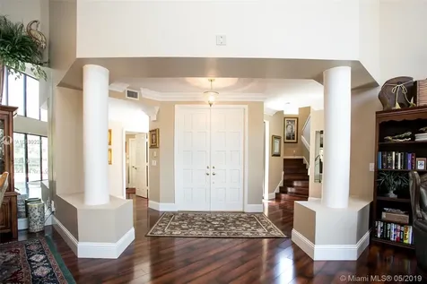 1017 Creekford Drive Weston FL 33326