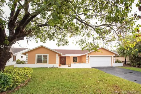 2900 SW 85th Way Davie FL 33328