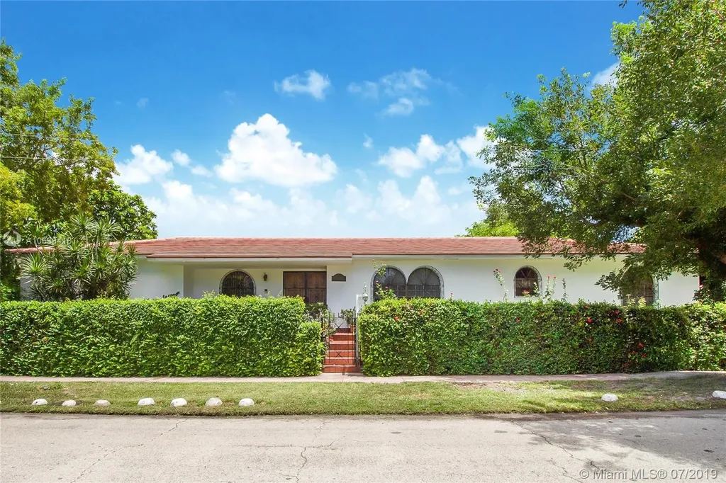 1400 Michigan Avenue Miami Beach FL 33139