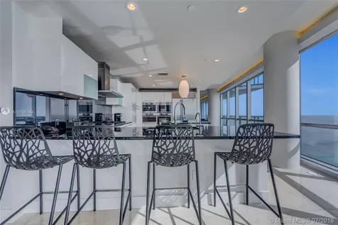 17121 Collins Avenue Sunny Isles Beach FL 33160