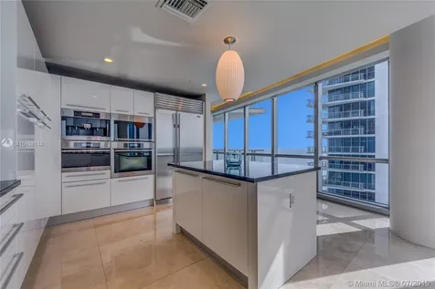 17121 Collins Avenue Sunny Isles Beach FL 33160