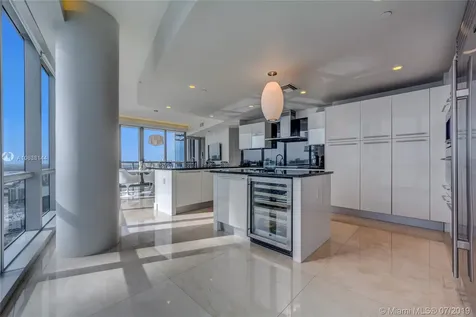 17121 Collins Avenue Sunny Isles Beach FL 33160