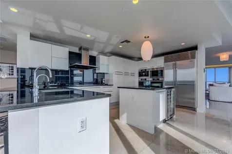 17121 Collins Avenue Sunny Isles Beach FL 33160