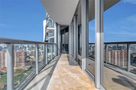 17121 Collins Avenue Sunny Isles Beach FL 33160