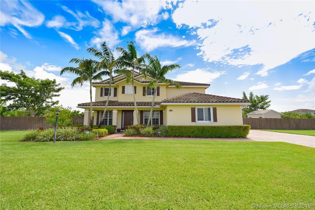 20851 SW 134th Avenue Miami FL 33177